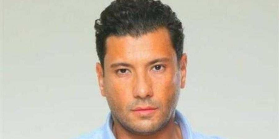 إسلام بحيري يسدد 20 ألف جنيه كفالة فى قضية إصدار شيكات بدون رصيد - نبض مصر