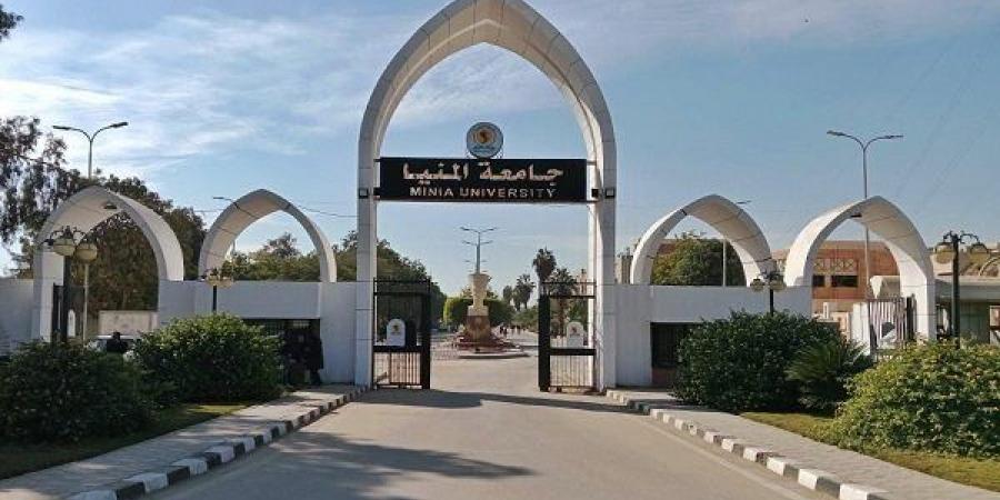 رئيس جامعة المنيا والمحافظ يتفقدون أعمال تطوير فندق الجامعة دعما للحركة السياحية - نبض مصر