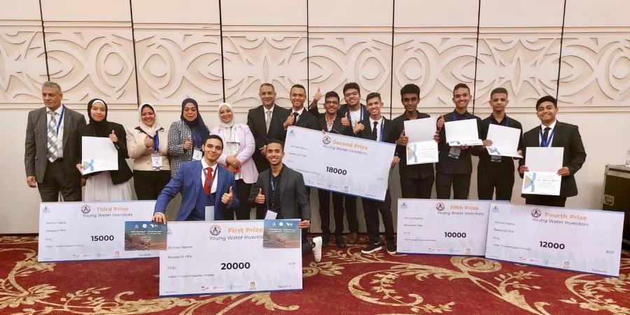 وزير التعليم يهنئ طلاب STEM الفائزين في مسابقة "Young Water Inventors" - نبض مصر